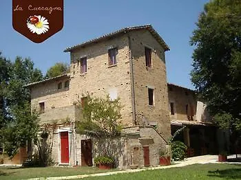 Casale Valentini 호텔 *
