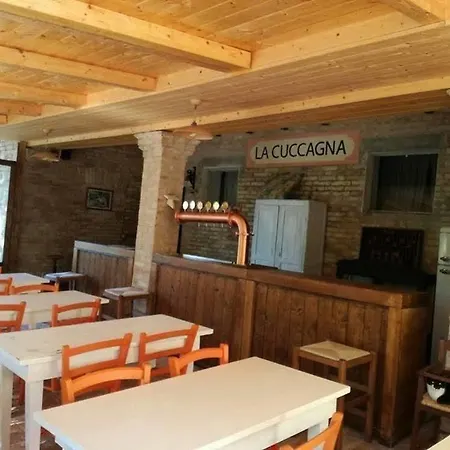 Casale Valentini * 마리나 팔멘세